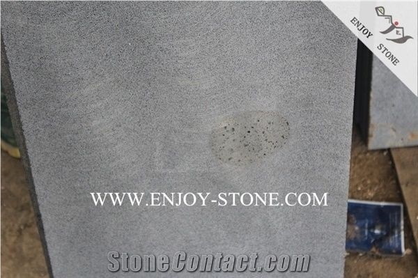 Hainan Black Bluestone With Cat Paws/Sawn Cut Tiles