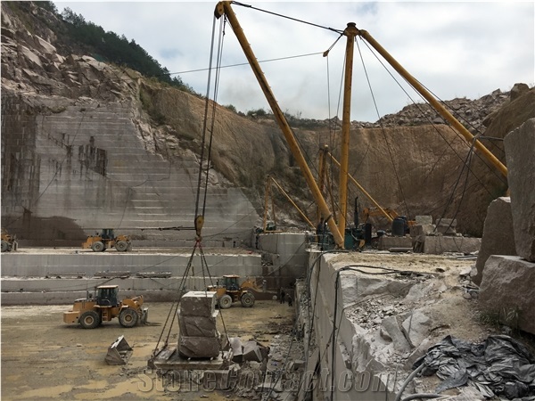 TJQWL35-S Mast Crane For Quarry