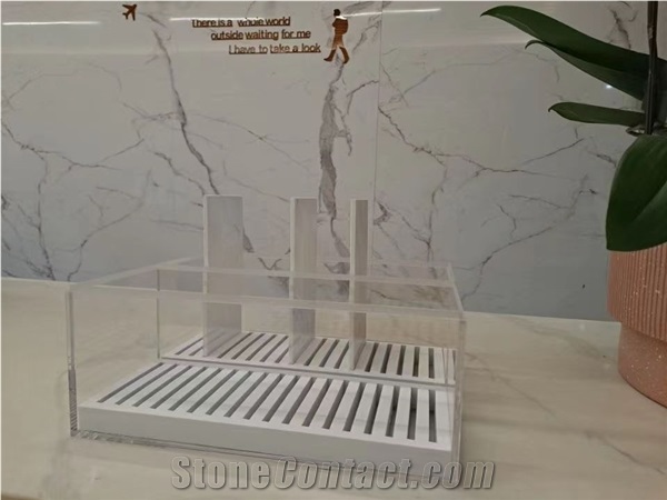 Acrylic Dispaly Stand