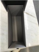 Box With Handle