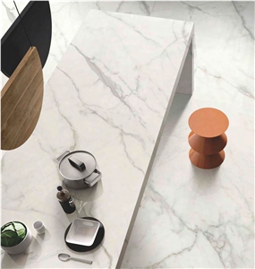 Golden Calacatta Style Sintered Stone Kitchen Countertops