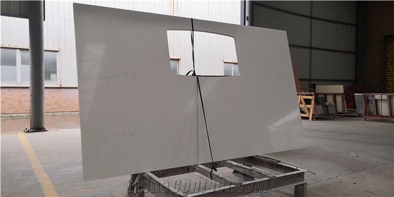 White Quartz Backed Aluminum Honeycomb Panels