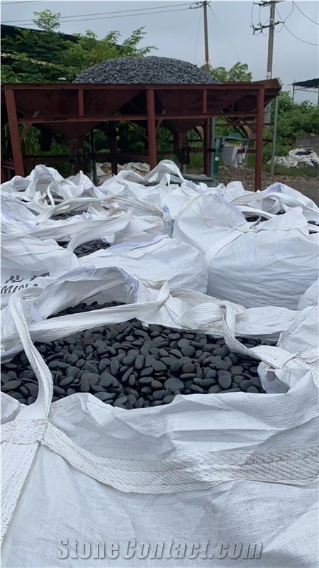 Natural Black Polished River Pebbles For Garden Decoration