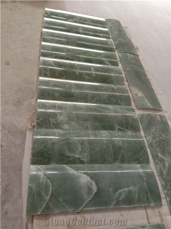 Chinese Ornament Green And White Vein Green Quartzite Tile