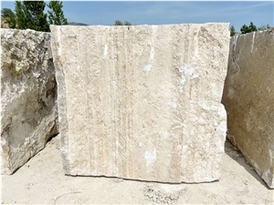 Maximo Travertine Blocks