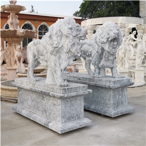 White Marble Carving Lions Sculpture With Square Bases