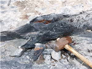 London Grey Quartzite Quarry