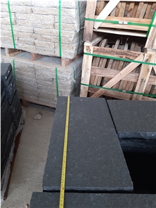BLACK BASALT - PAVING
