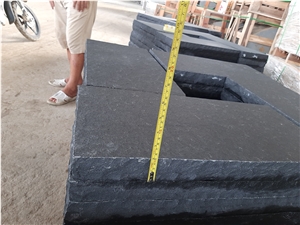 BLACK BASALT - PAVING