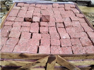GRANITE RED CUBIC 9X9x9cm Cobble Stone