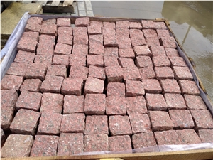 GRANITE RED CUBIC 9X9x9cm Cobble Stone