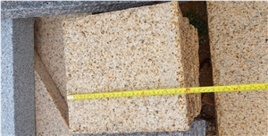 GRANITE YELLOW CHISELED 30X30x5cm Cobblestone, Pavers