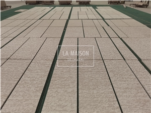 Moca Cream Limestone Hand Chiseled Surface For Outdoor Wall