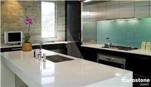 White Quartz Kitchen Countertop