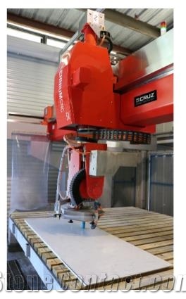 MILLENNIUM CNC 5-Axis Monoblock Bridge Cutter