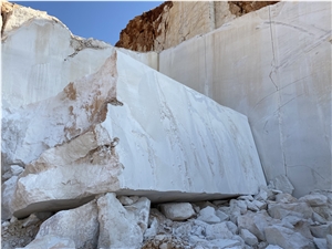 Mioni Beige Marble Blocks