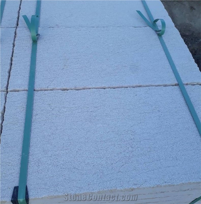 Crema Moni Marble Quarry