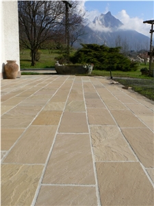 Sagebrush -Raj Green Sandstone Paving (Project Pack)