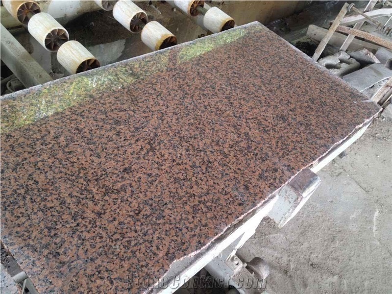 Chinese Sanbao Red Veins Granite Tiles & Slabs