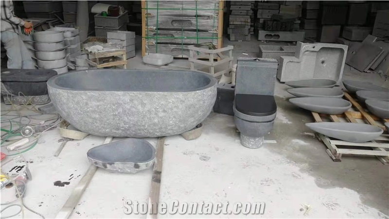 China Black Granite Chiseled And Polished Hotel Bathtub