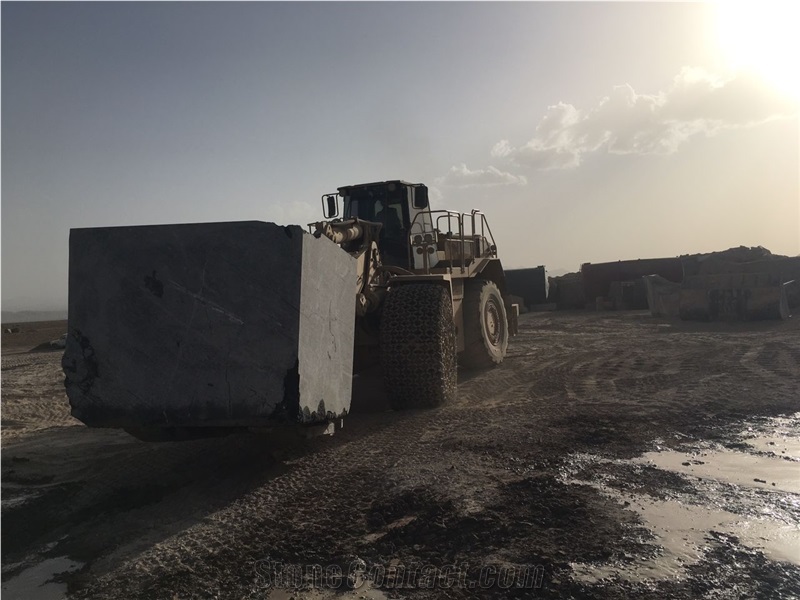 Sepahan Soren Black Marble Quarry