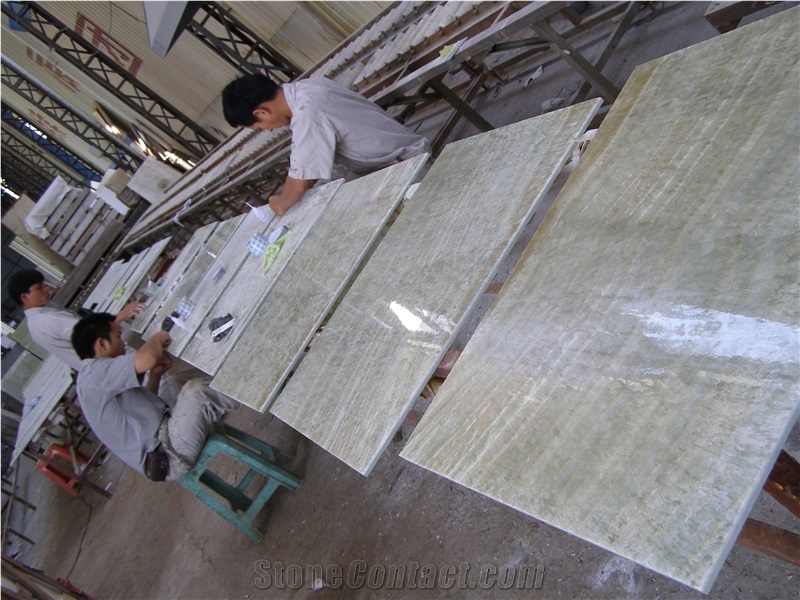 Translucent Coloprhony Onyx Backlit Glass Panels