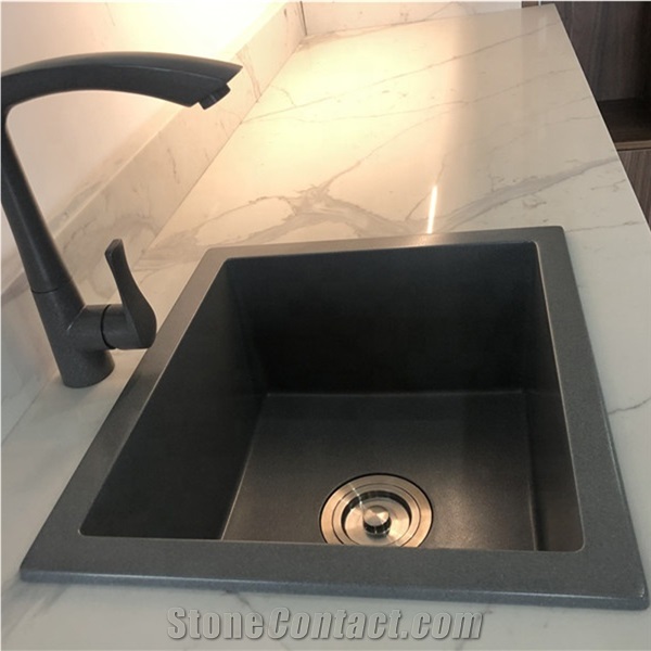 5007 Calacatta Quartz Bookmatched Stone Kitchen Cabinet
