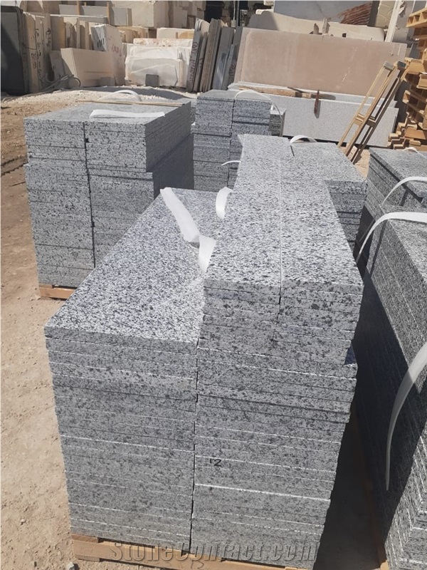 New Halayeb Granite Slabs