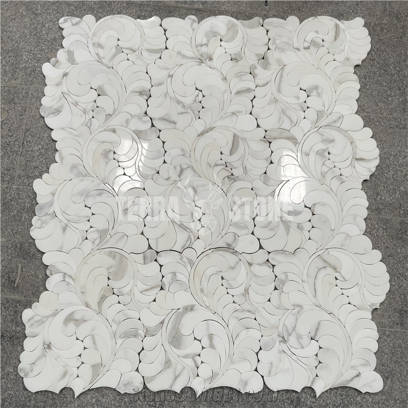 Calacatta Gold Marble Flower Pattern Water Jet Mosaic Tile