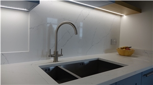 Calacatta Cut To Size Quatz Kitchen Design