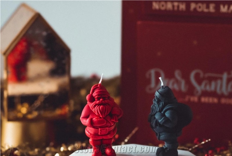 Winter Solace - Soy Wax Santa Claus Candle