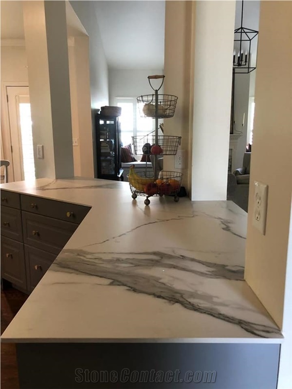 Large Format Porcelain Kitchen Countertop