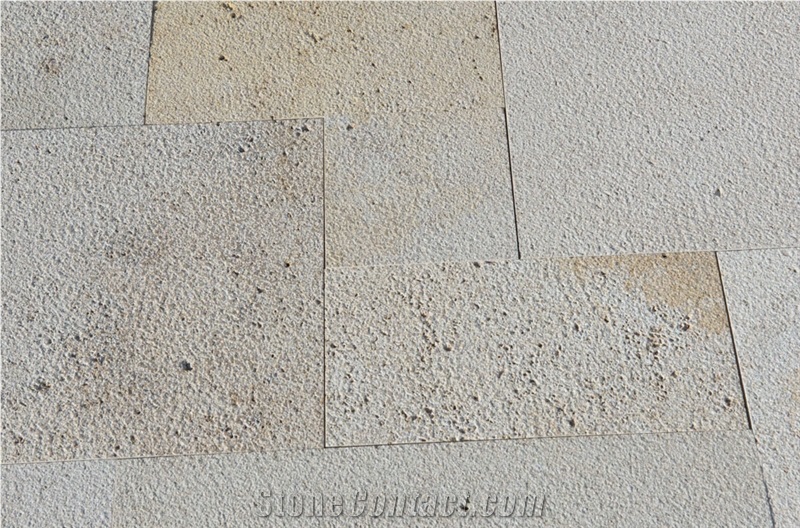 French Pattern Travertine Bush Hammered