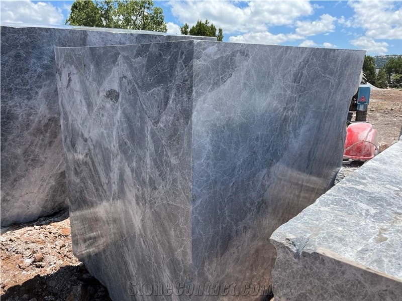 Tundra Gray Marble Blocks