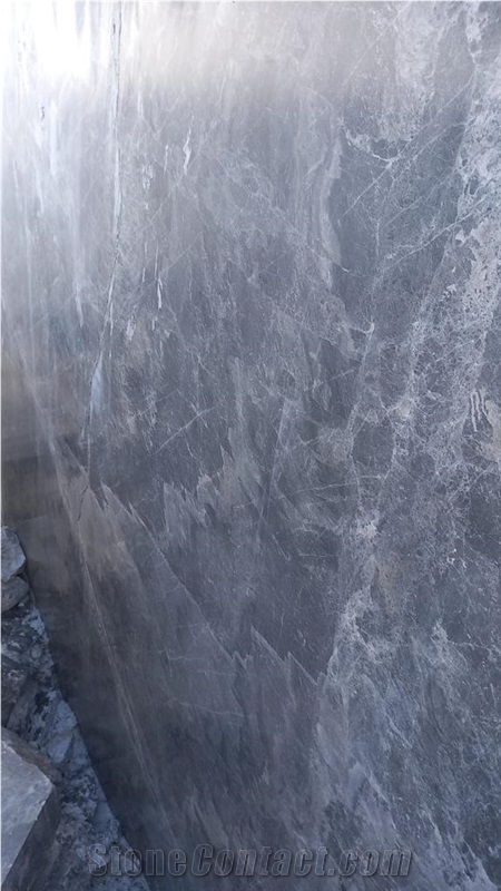 Tundra Gray Marble Blocks