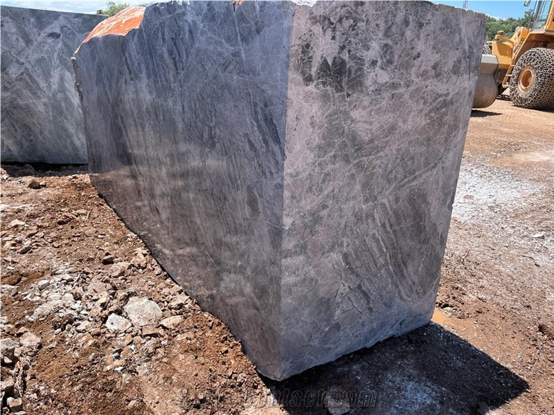 Tundra Gray Marble Blocks