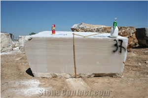 Serpeggiante Silvabella Chiara Marble Blocks