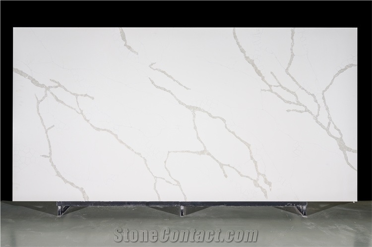 Artificial Quartz Stone Slab With White  Color Polished Top