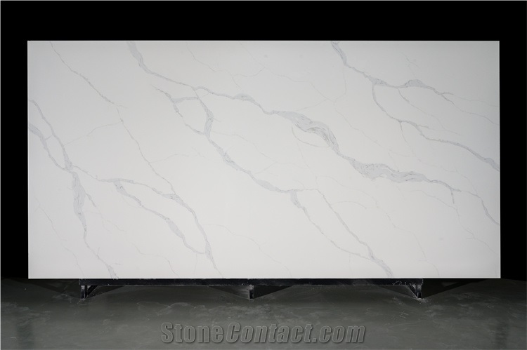 Excellent Calacatta Quartz Stone Crystal Kitchen Slab