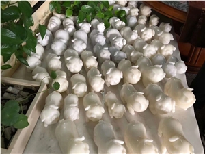 White Marble Pig Carving White Marble Pig Carving