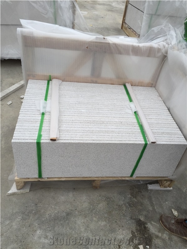 Fujian Pearl White Granite Tiles & Slabs