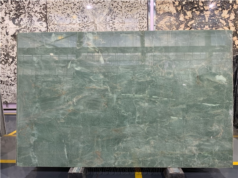 Verde Smeralda Quartzite, Esmeralda Bahia Quartzite Slabs