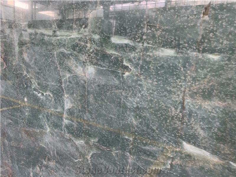 Verde Smeralda Quartzite, Esmeralda Bahia Quartzite Slabs