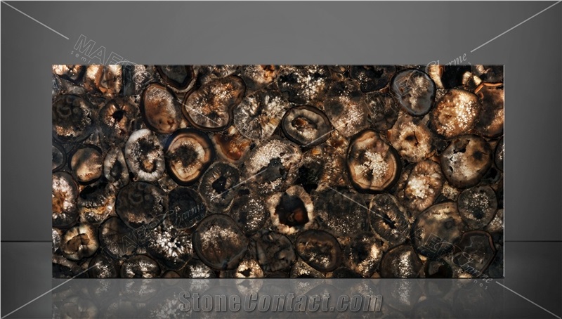 Agate Atena Dark Giant Semiprecious Stone