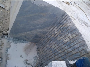 Azzura Quartzite Slabs