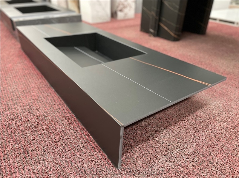 Sintered Stone Laurence Black Gold Whole Set Rectangle Table