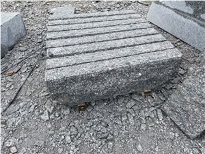 Hand-Made Natural Split Kerbstones