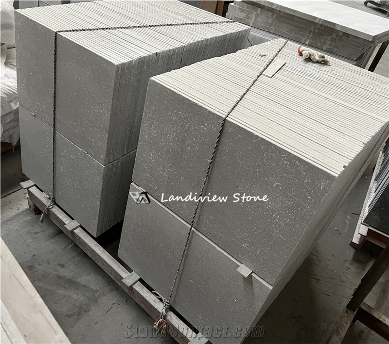 Tumbled Carrara White Marble Flooring Tiles