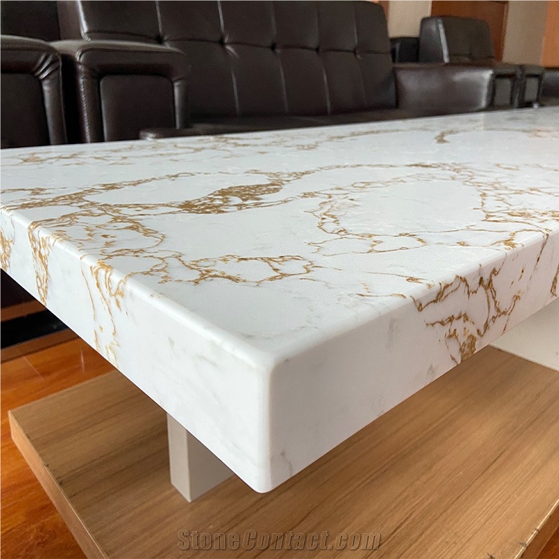 Calcatta Borghini Stone For Restaurant Kitchen Design