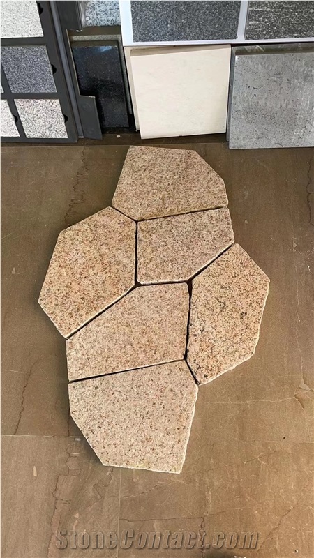 China Cheap Grey Granite Cobble Stone Mesh Back